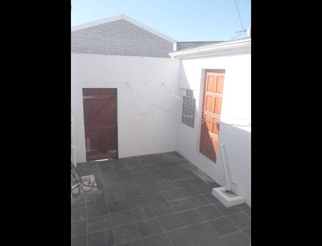 4 bed property to rent in WOODSTOCK